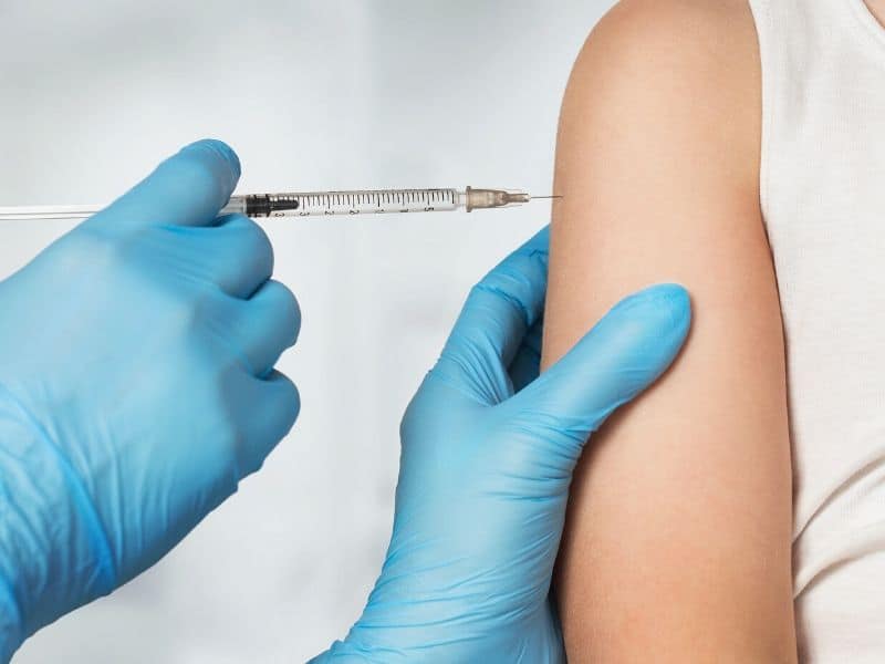 Woman getting the flu vaccine